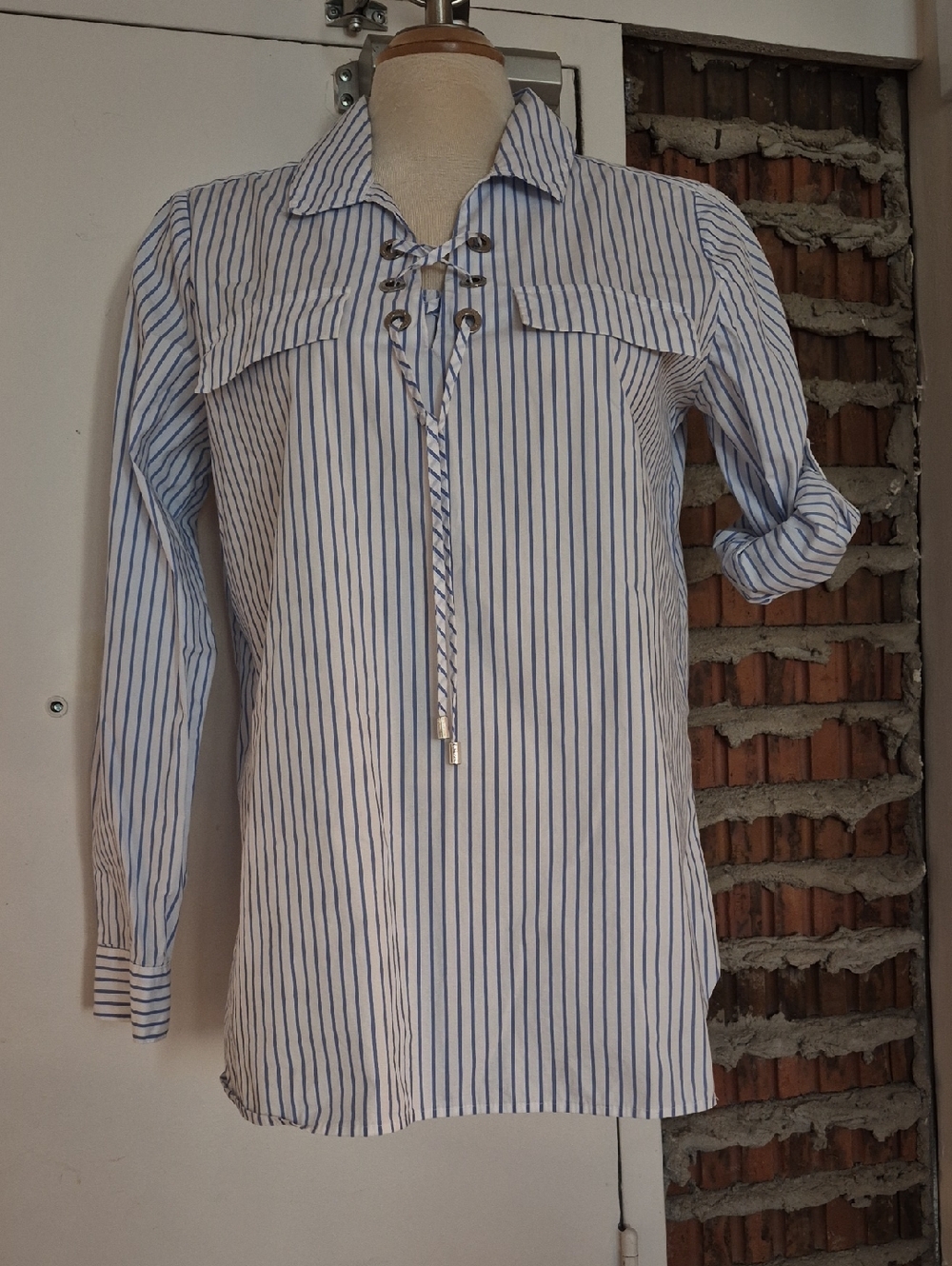 Calvin Klein Blue White Striped Lace-Up V-Neck Long Sleeve Blouse Size M Medium